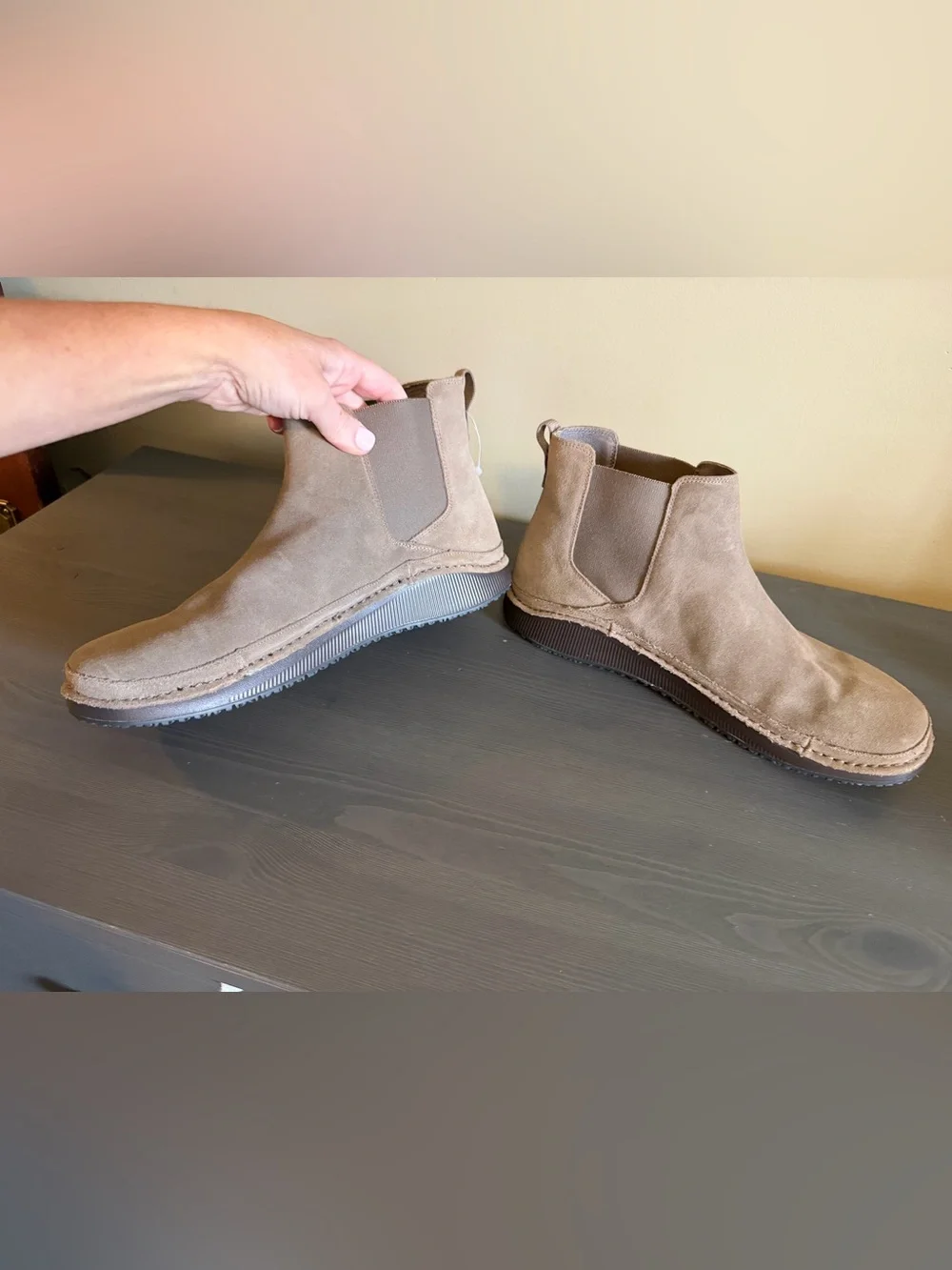 Chaco Paonia Men's Suede Chelsea Boots NEW